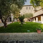 Il Monastero Di Bed & Breakfast