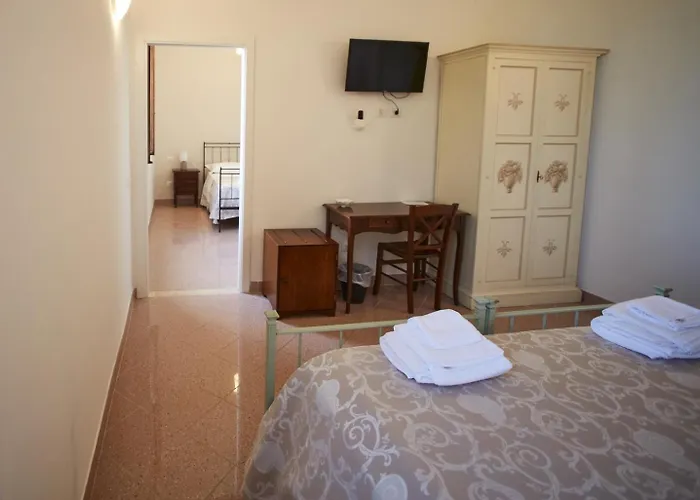 Il Monastero Di Bed & Breakfast 3*